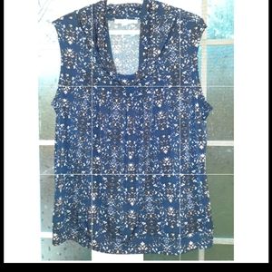 3/$25 Cowl neck sleeveless top.